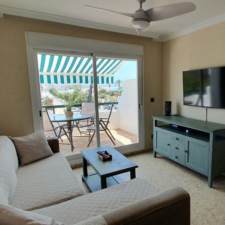 Apartamento A Pie De Playa La Barrosa Chiclana de la Frontera Buitenkant foto